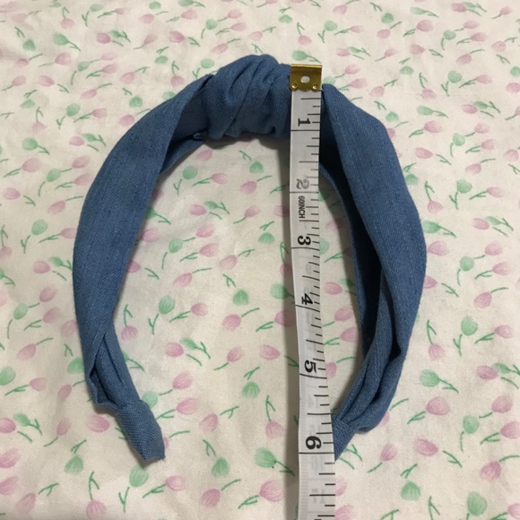 NWOT GAP Knotted Denim Headband Blue Chambray - Picture 3 of 3